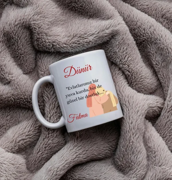 Personalisierte Keramiktasse „Dünür“ mit Hijabi